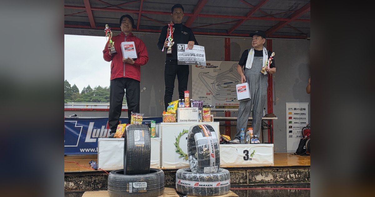 Podium of D1 NEXT Middle West Series 2026 Round 3 at Owara Circuit in Toyama, winner Osada in the centre in a Modest Racing jacket